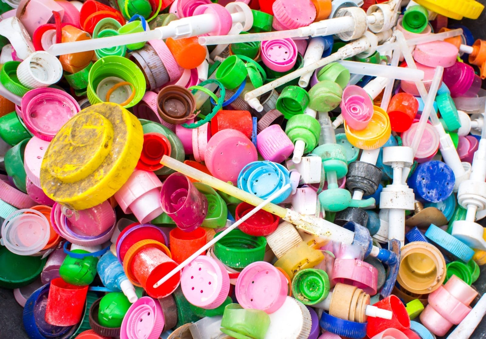 Cover of plastic bottom pile for recycle industry