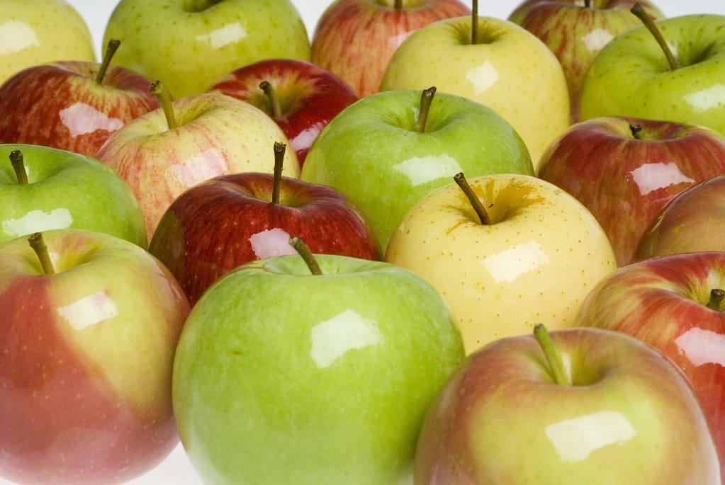Mixed glossy apples