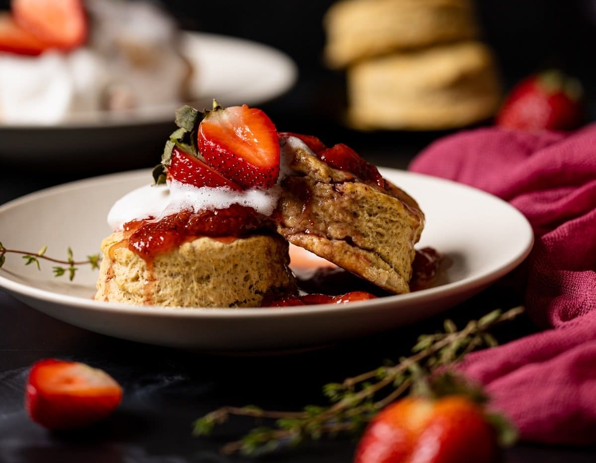 strawberry-shortcakes-w-vegan-biscuits-6-of-7