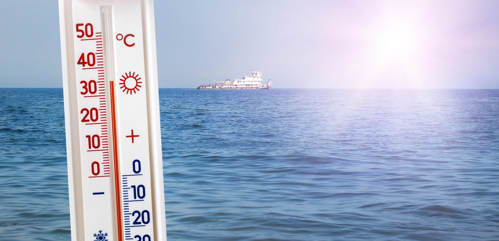 Ocean and thermometer